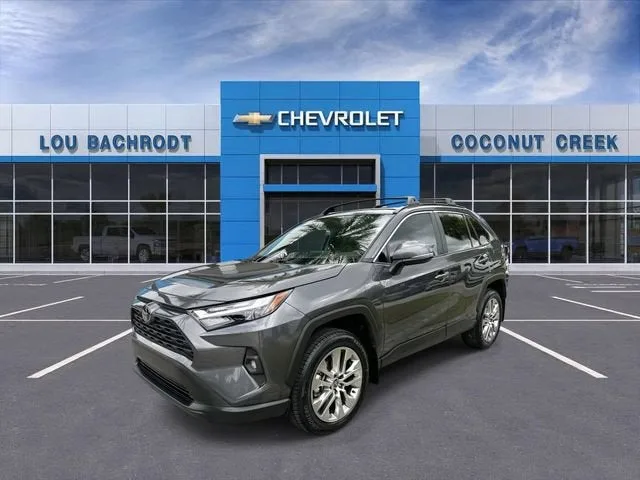 2024 Toyota RAV4 XLE Premium photo 4