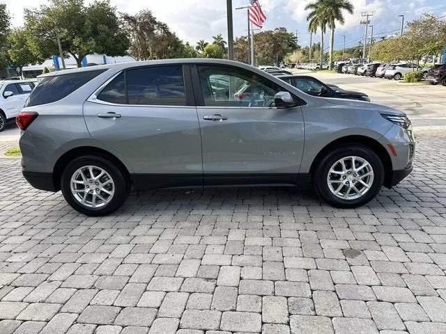 2024 Chevrolet Equinox LT photo 14