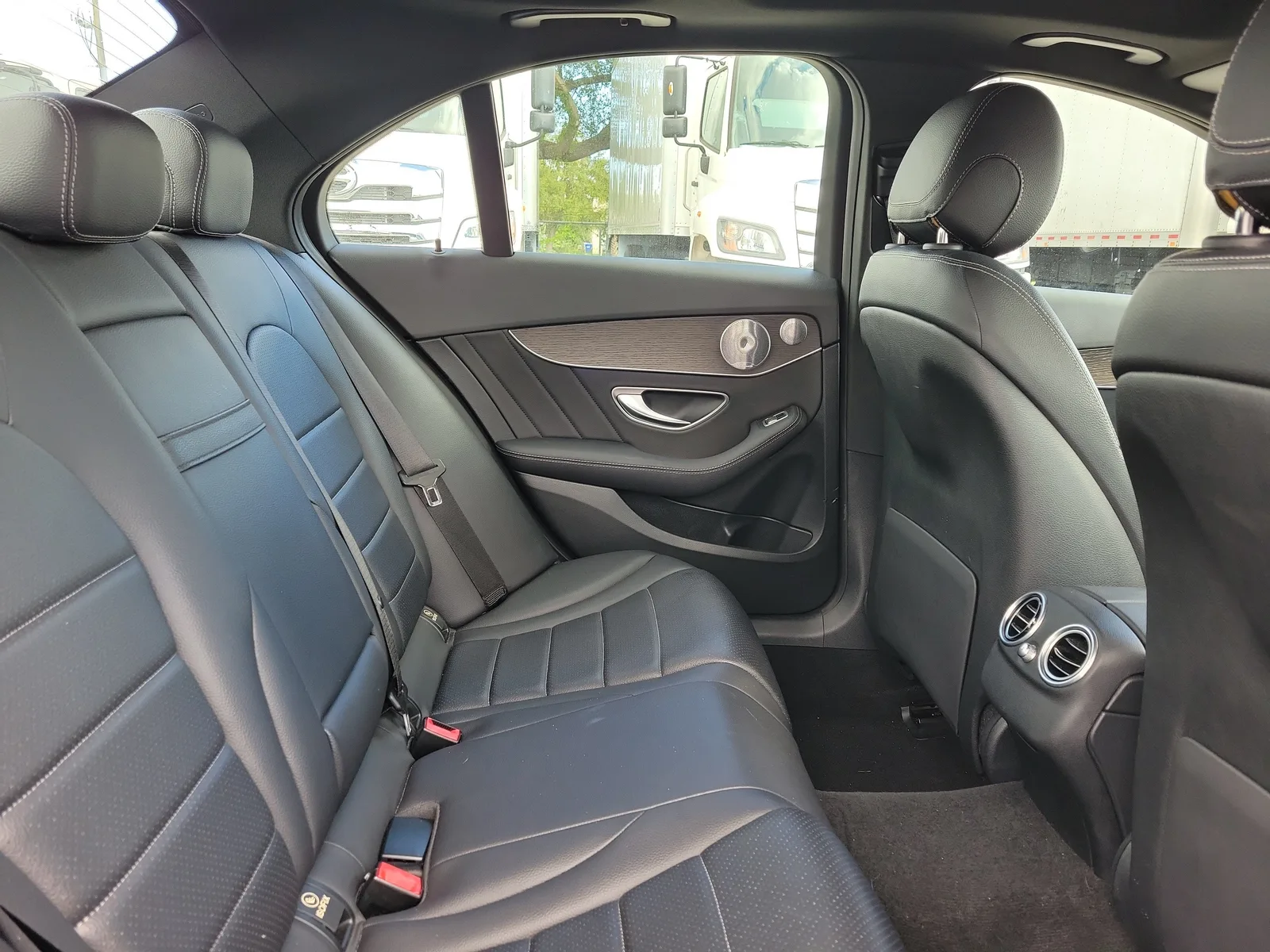 2020 Mercedes-Benz C-Class C 300 photo 7