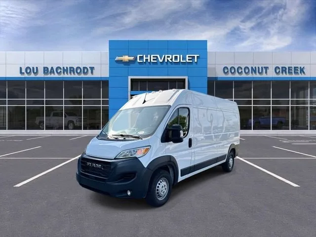 2025 RAM ProMaster Cargo Van Tradesman photo 4