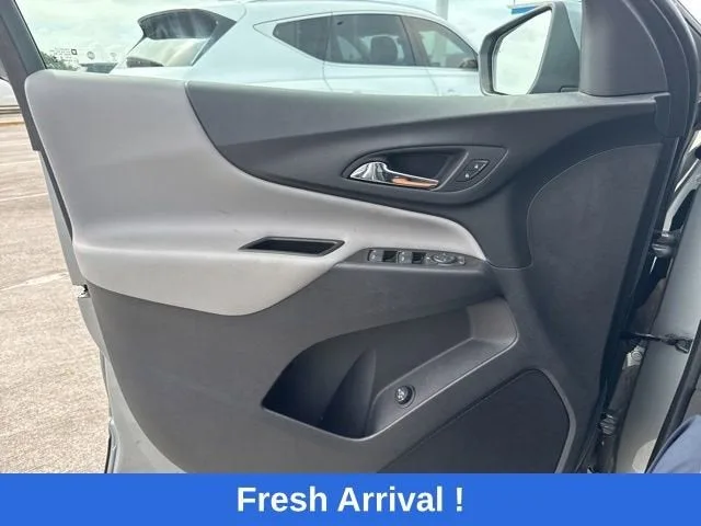 2023 Chevrolet Equinox LT photo 11