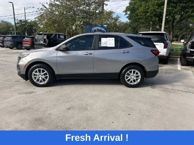 2024 Chevrolet Equinox LS photo 32