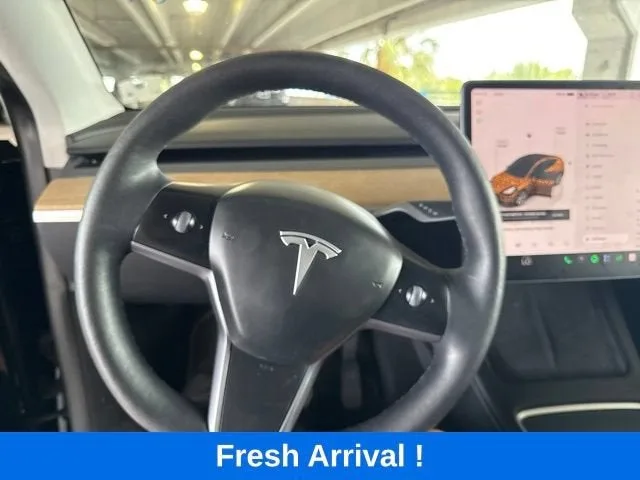 2023 Tesla Model Y Long Range photo 6
