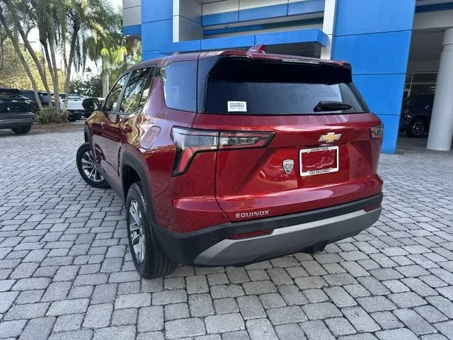 2026 Chevrolet Equinox LT photo 12