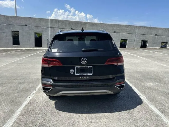 2024 Volkswagen Taos SE photo 20