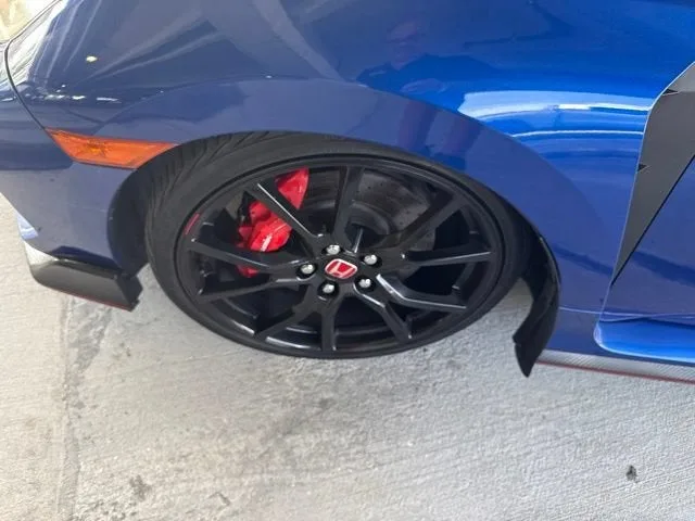 2019 Honda Civic Type R Touring photo 22