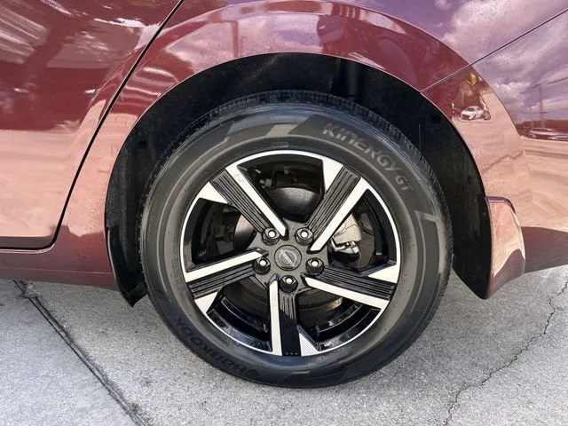 2025 Nissan Sentra SV photo 11