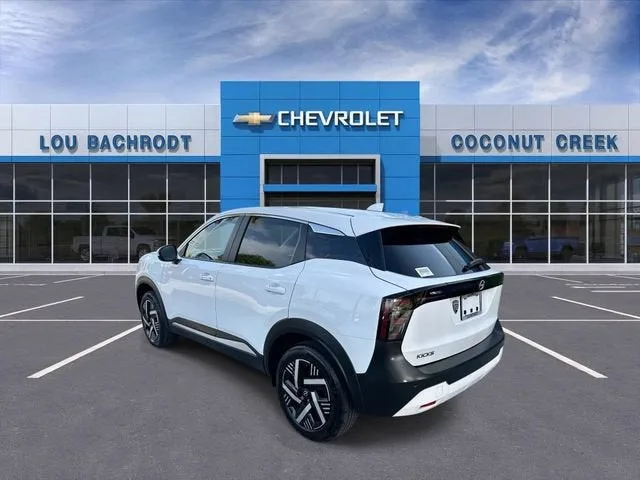 2025 Nissan Kicks SV photo 6
