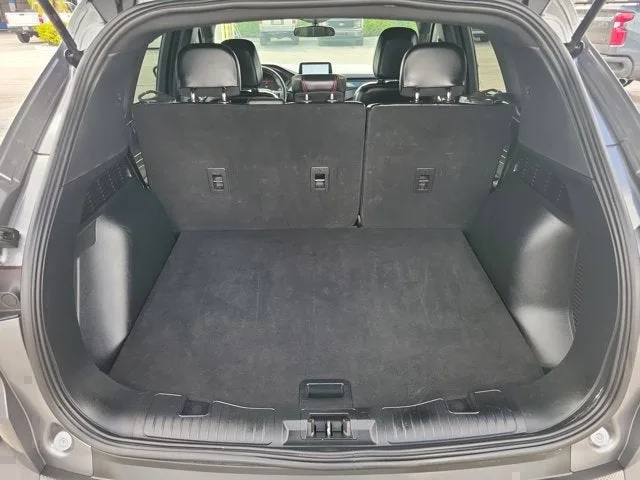 2025 Ford Escape ST-Line photo 9