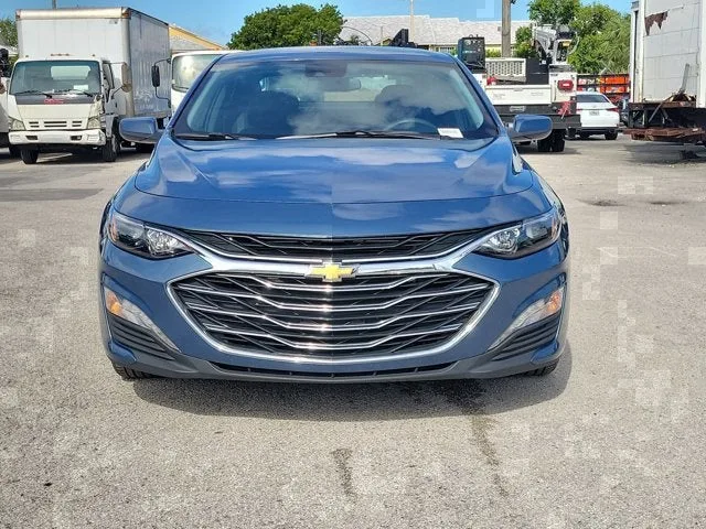 2025 Chevrolet Malibu 1LT photo 8
