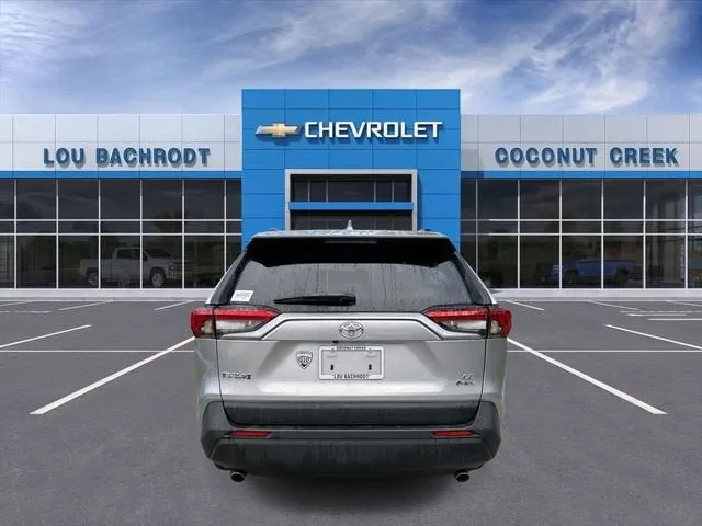 2025 Toyota RAV4 Hybrid LE photo 7