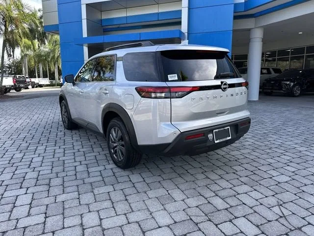 2025 Nissan Pathfinder SV photo 34