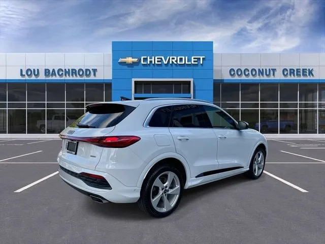 2025 Audi Q5 Prestige photo 8