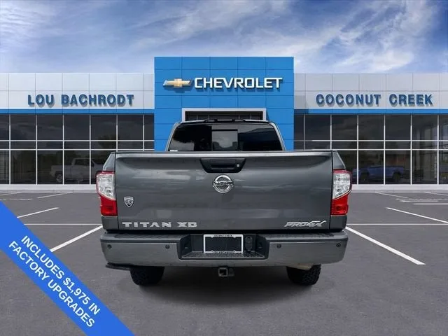 2019 Nissan Titan XD PRO-4X photo 7