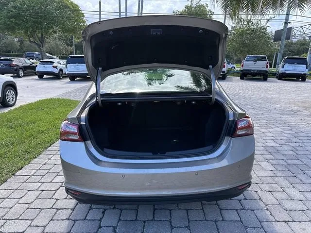 2024 Chevrolet Malibu 2LT photo 28