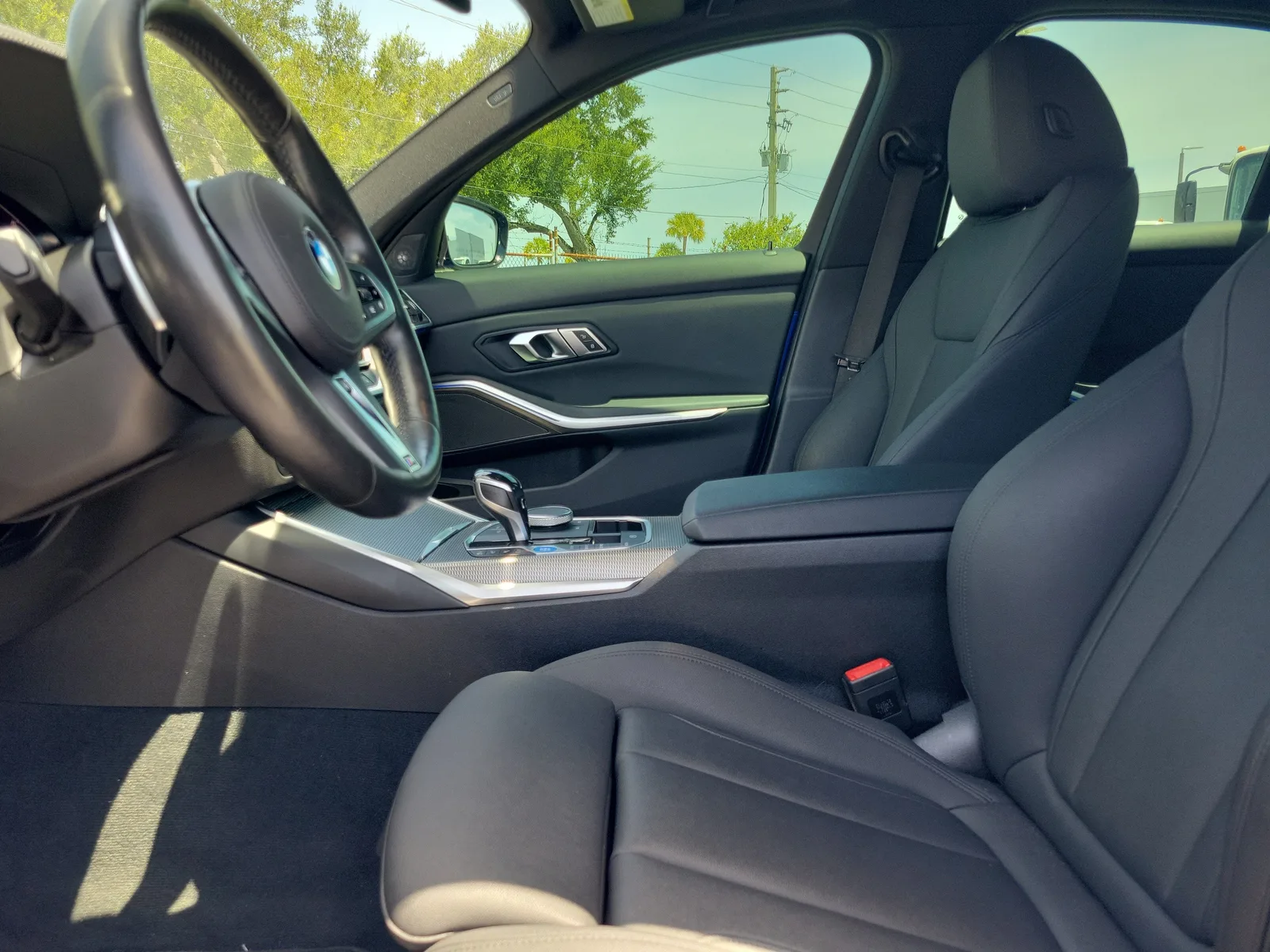 2020 BMW 3 Series 330i photo 20