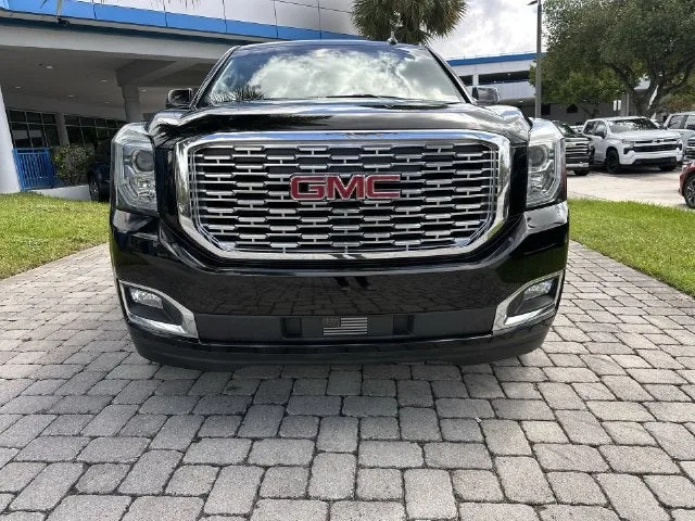 2019 GMC Yukon Denali photo 19