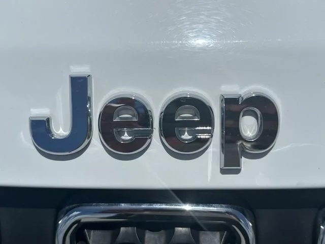 2023 Jeep Compass Sport photo 10