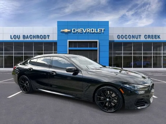 2024 BMW 8 Series M850i photo 2