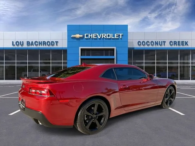 2015 Chevrolet Camaro LT photo 8