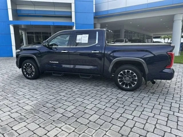 2022 Toyota Tundra 4WD Limited photo 34