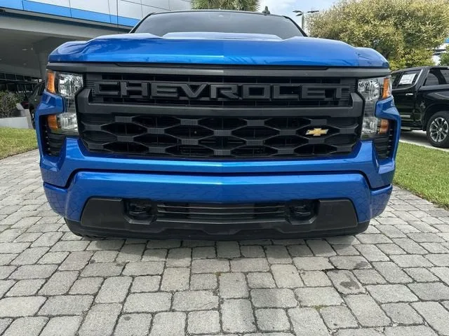 2022 Chevrolet Silverado 1500 Custom photo 19