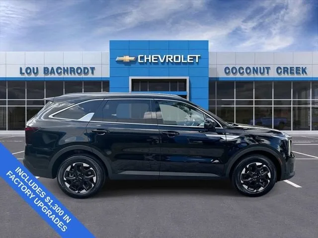 2026 Kia Sorento S photo 9