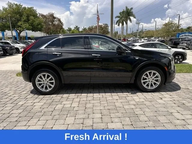 2023 Cadillac XT4 Luxury photo 14