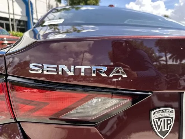2025 Nissan Sentra SV photo 39