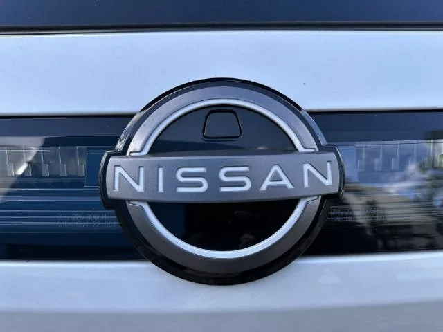 2025 Nissan Murano SL photo 10