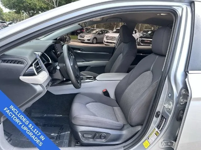 2023 Toyota Camry LE photo 30