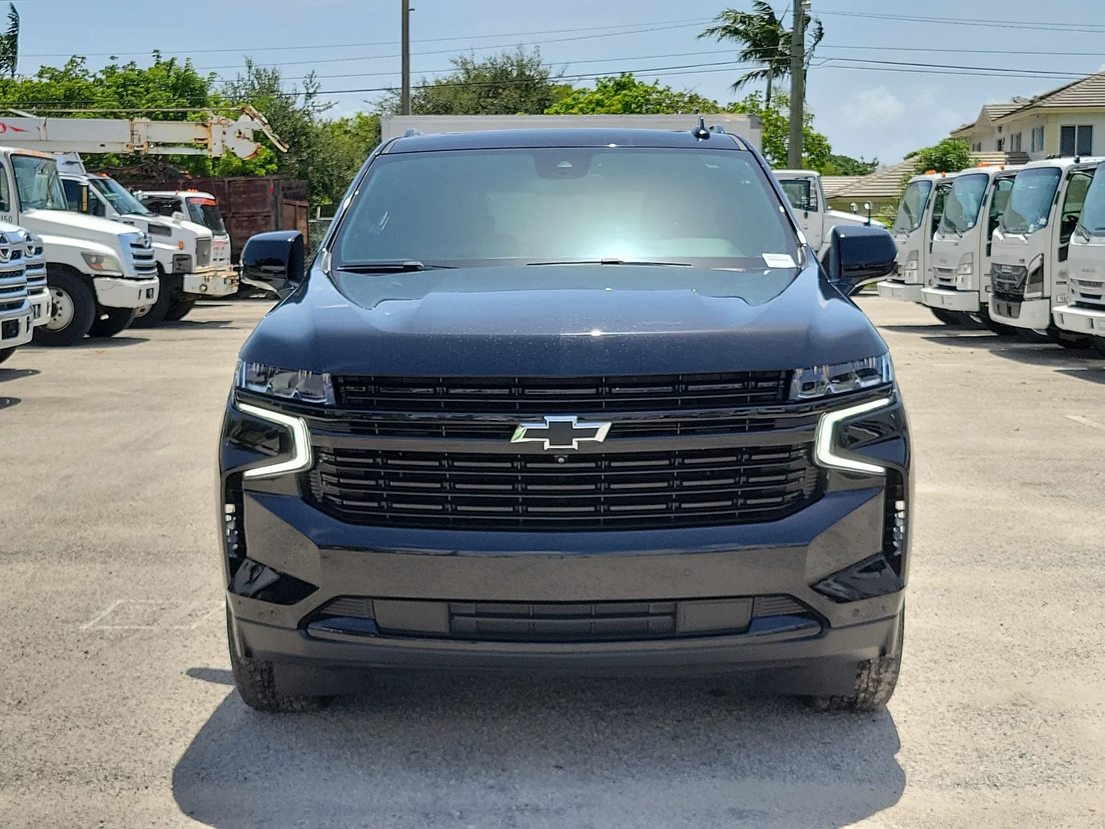 2023 Chevrolet Suburban RST photo 8