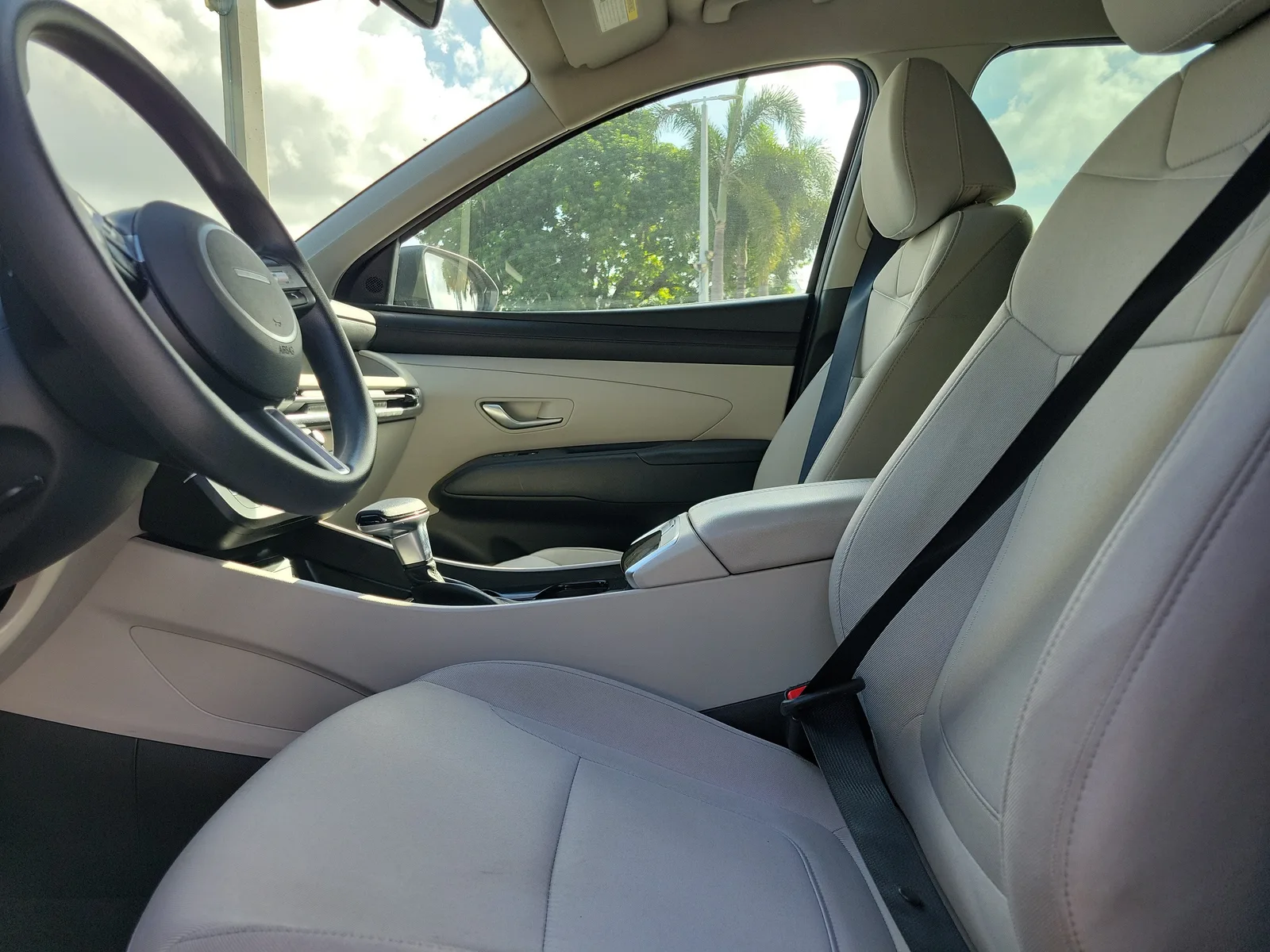 2025 Hyundai Tucson SE photo 20