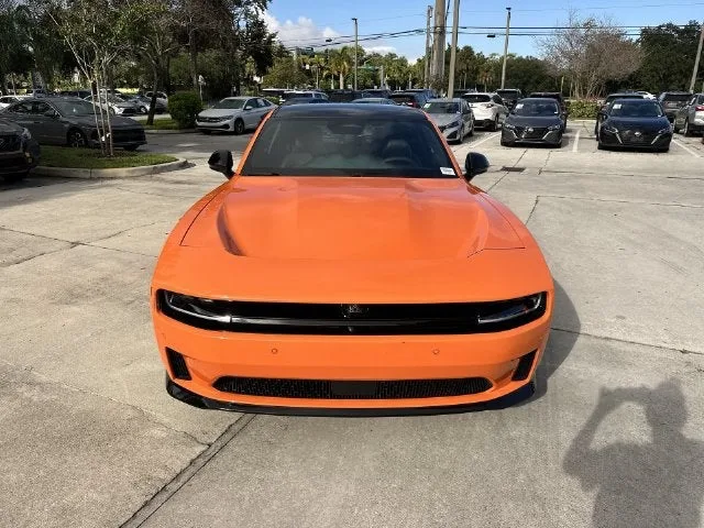 2025 Dodge Charger Daytona R/T photo 18