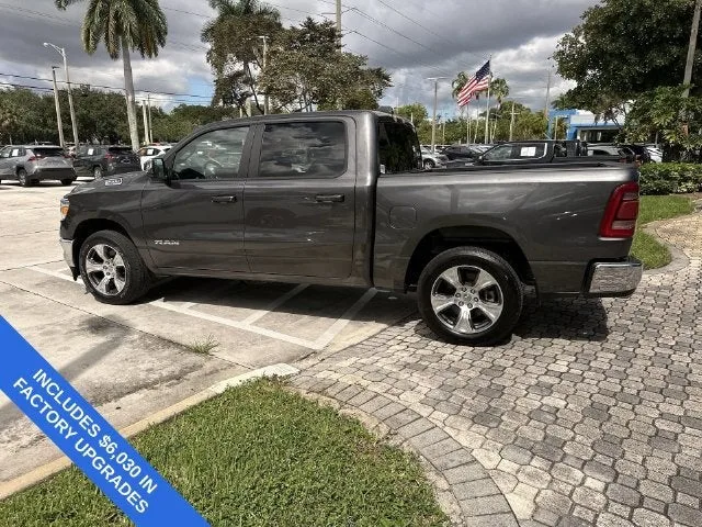 2024 RAM 1500 Laramie photo 32