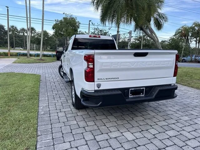 2025 Chevrolet Silverado 1500 WT photo 12