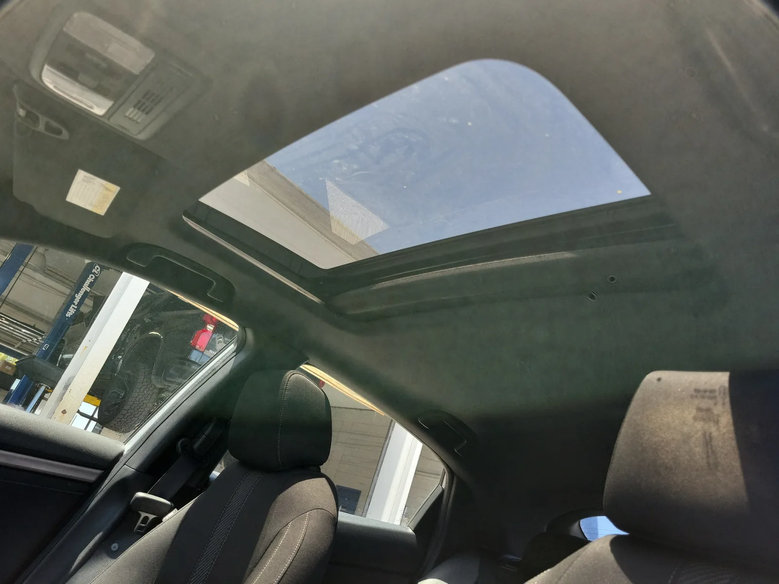 2019 Honda Civic Hatchback EX photo 14