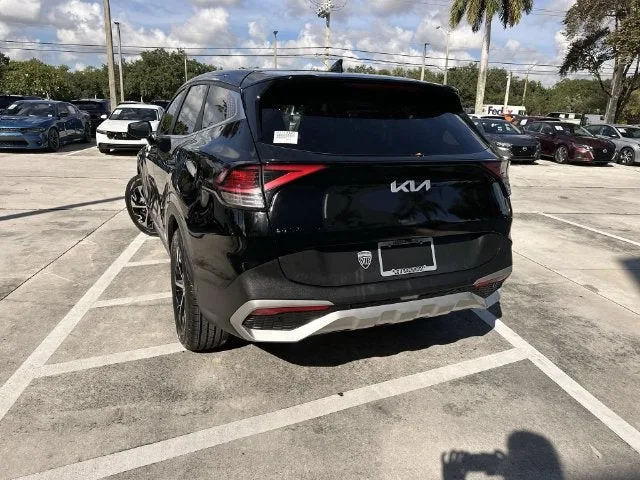 2023 Kia Sportage EX photo 12