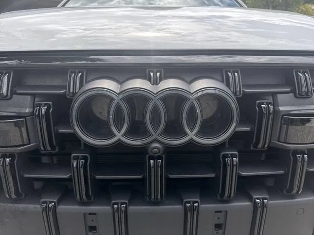 2025 Audi Q7 Premium Plus photo 10
