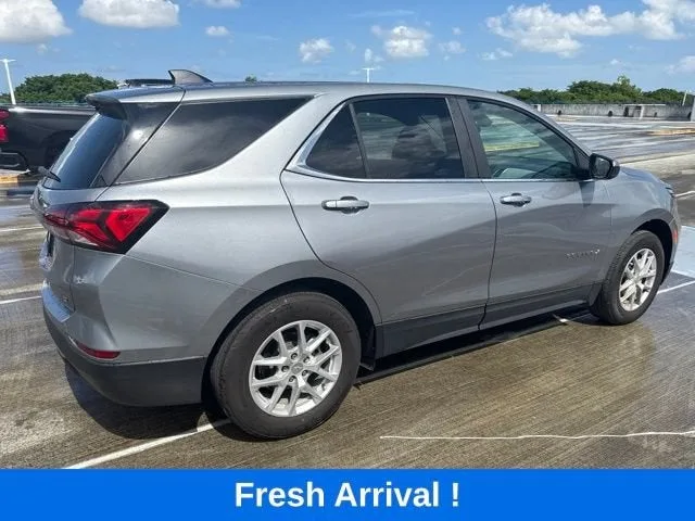 2023 Chevrolet Equinox LT photo 13