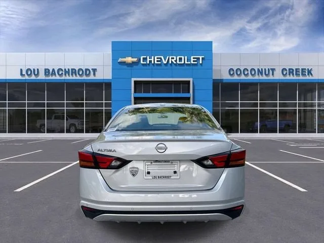2025 Nissan Altima S photo 7