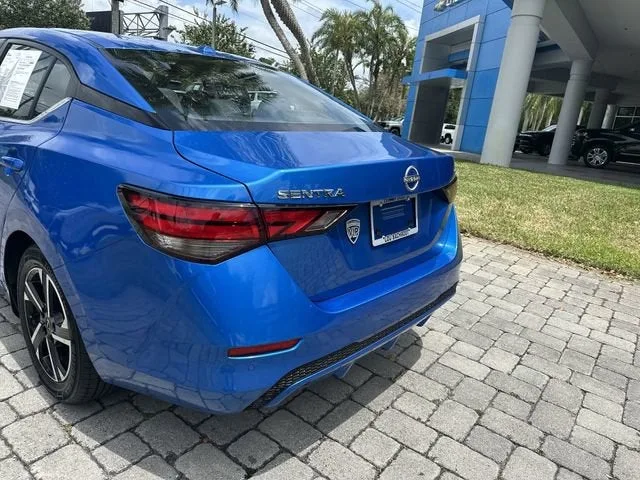 2024 Nissan Sentra SV photo 12