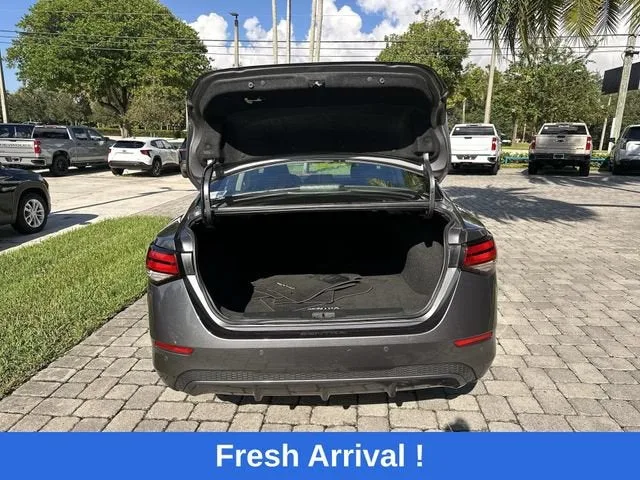 2025 Nissan Sentra SV photo 28