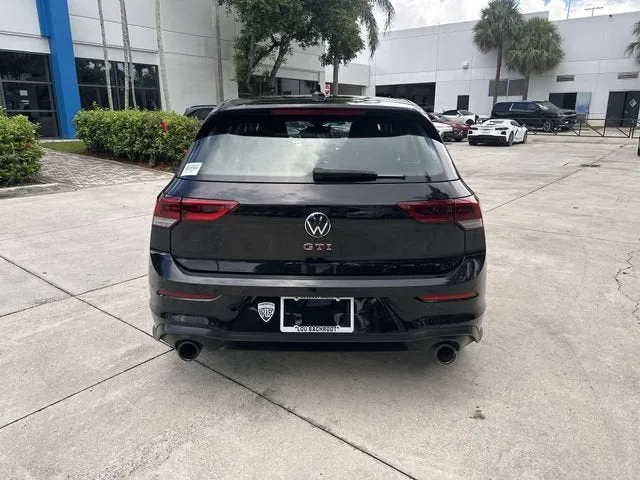 2023 Volkswagen Golf GTI SE photo 35