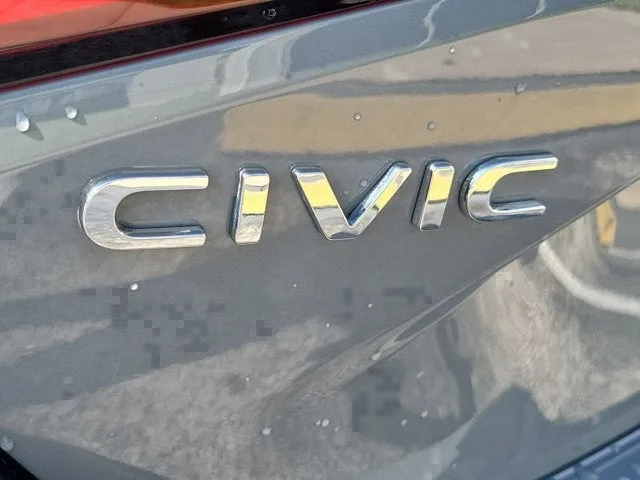 2025 Honda Civic Hatchback Sport photo 11