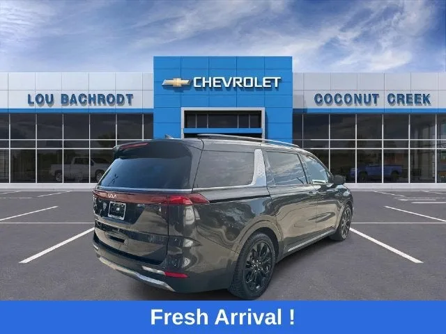 2024 Kia Carnival SX Prestige photo 8