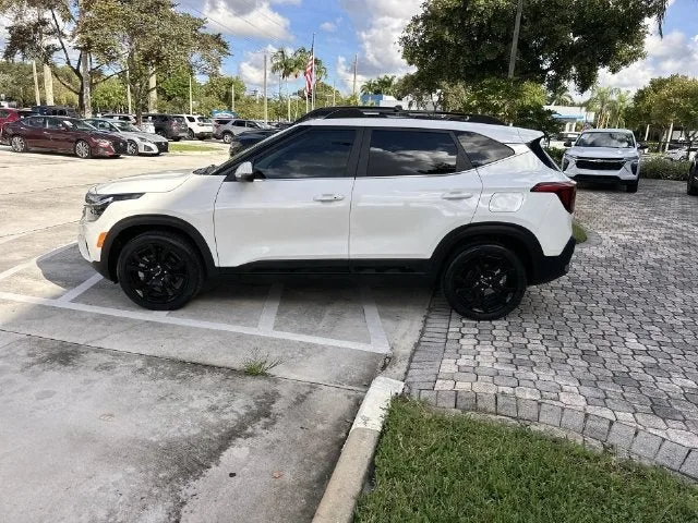 2024 Kia Seltos X-Line photo 32