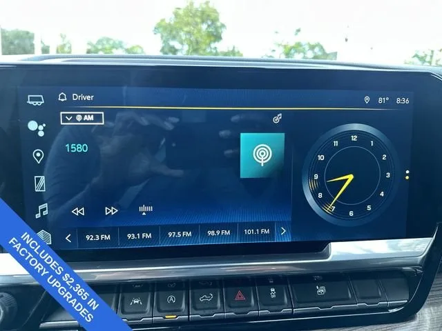 2023 Chevrolet Silverado 1500 RST photo 25