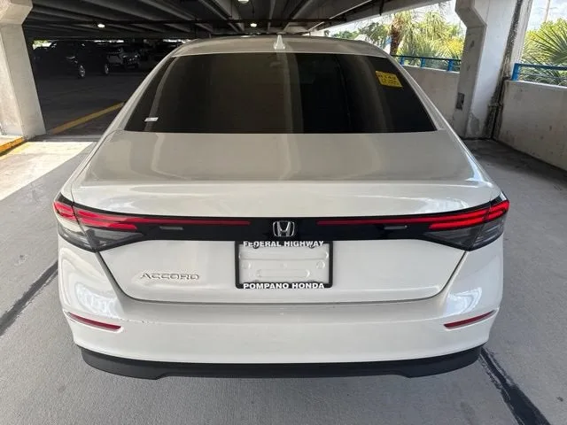 2023 Honda Accord Sedan LX photo 17