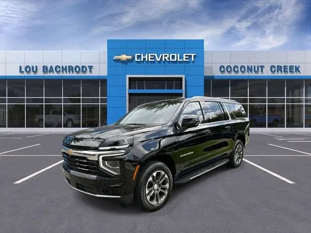 2026 Chevrolet Suburban LS photo 4